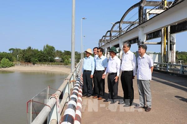 Hai cống đầu mối giữ "mạch nước" cho nông nghiệp Vĩnh Long