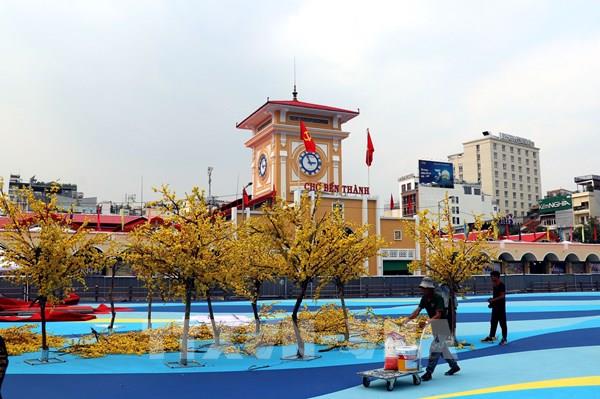 TP Hồ Chí Minh khoác “áo mới”, rực rỡ đón Xuân Bính Ngọ 2026