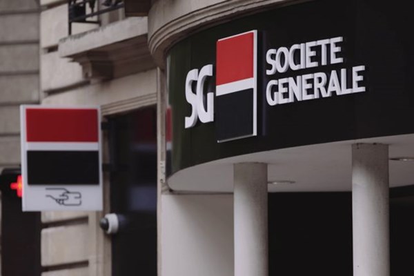 Ngân hàng Pháp tăng tốc số hóa, hàng nghìn việc làm bị đe dọa