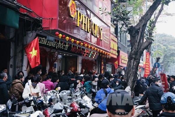 Giá vàng miếng chiều 2/2 giảm tiếp 2,6 triệu đồng/lượng