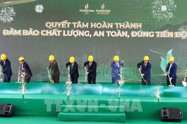 Khởi công san lấp mặt bằng Dự án nâng cấp mở rộng Nhà máy lọc dầu Dung Quất