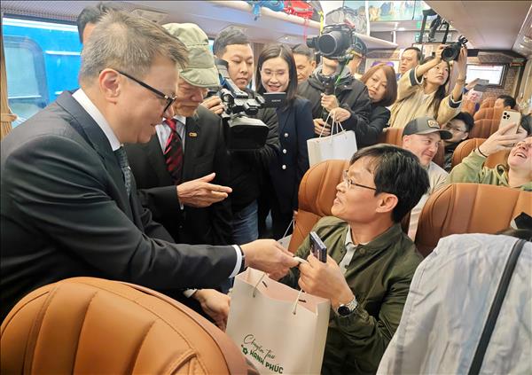 “Chuyến tàu Hạnh phúc” góp phần quảng bá hình ảnh đất nước, con người, du lịch Việt Nam