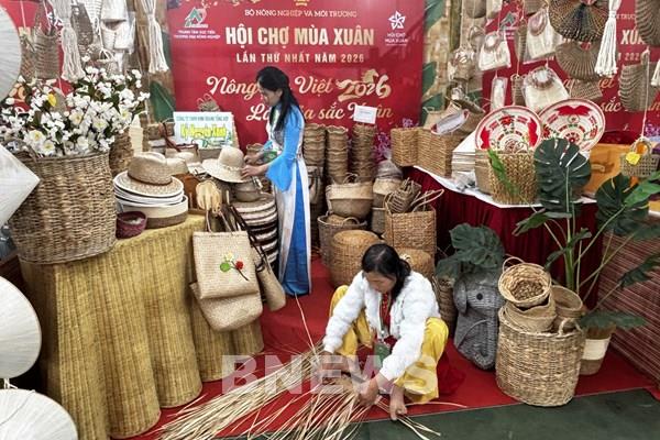 Mở rộng không gian giới thiệu sản phẩm làng nghề truyền thống