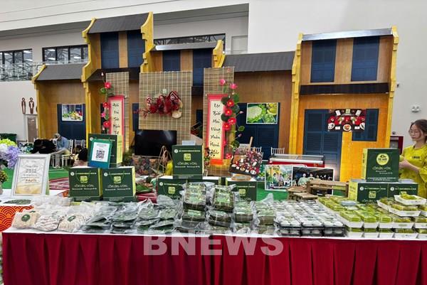 Hội chợ Mùa Xuân 2026: Sắc cốm trong không gian Tết