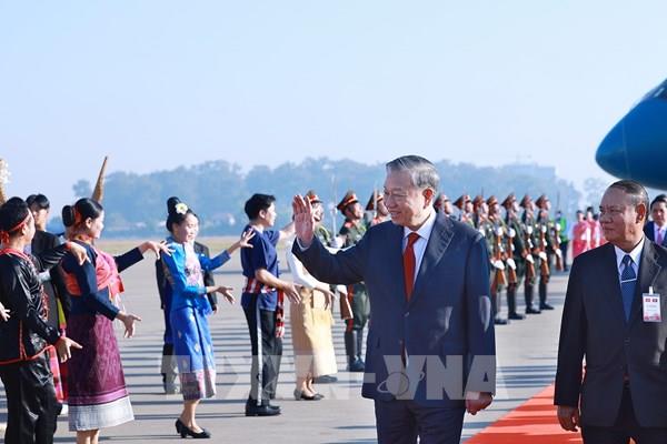 Tổng Bí thư Tô Lâm đến thủ đô Viêng Chăn, bắt đầu thăm cấp Nhà nước tới Lào