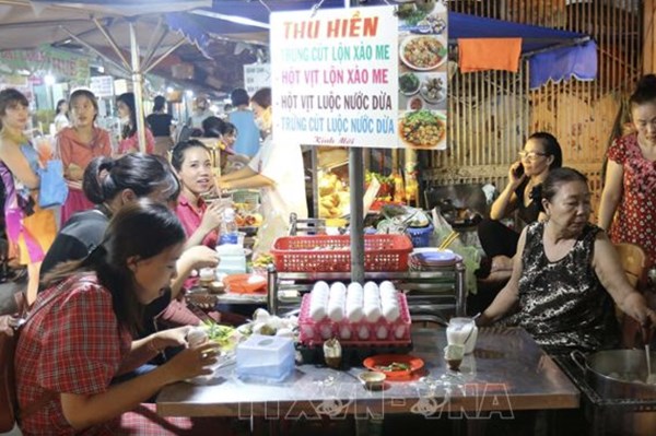 Siết chặt quản lý thức ăn đường phố