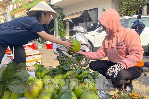 Sức mua thị trường vật phẩm cúng ông Công ông Táo tăng nhẹ