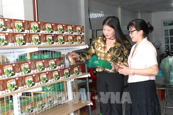 Quà Tết từ dừa sáp hút khách nhờ xu hướng tiêu dùng xanh