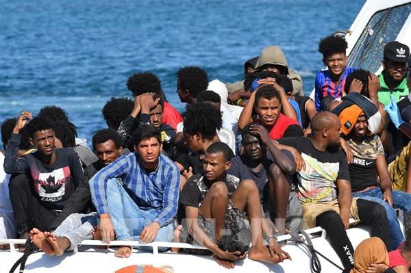 Italy siết chặt quy định về di cư