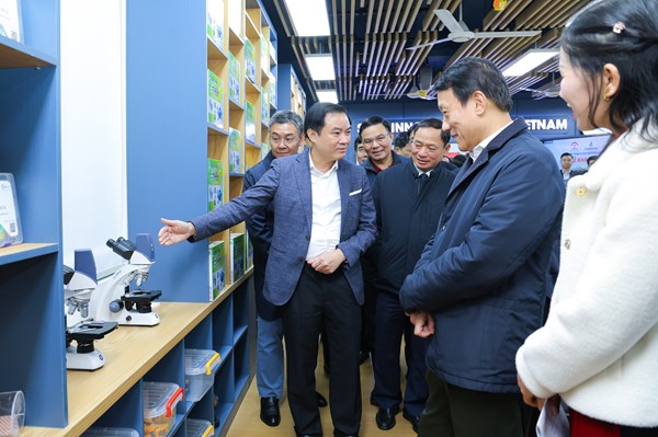 Giữ lửa khát vọng, vững bản lĩnh để tiến xa hơn