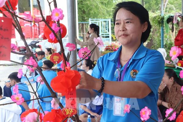 Xuân giữa rừng đước và những cái Tết không về quê