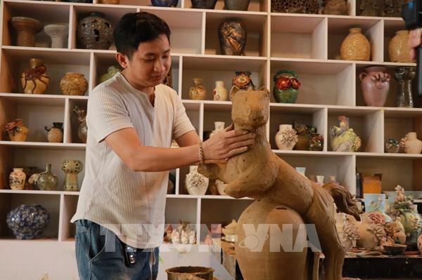 Linh vật Ngựa nơi làng gốm hơn 500 năm tuổi