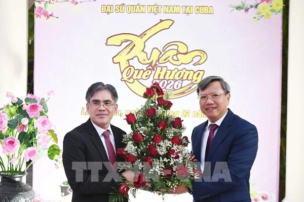 Ấm tình đoàn kết cộng đồng người Việt tại Cuba