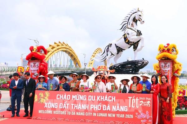 Đà Nẵng đón khách quốc tế đầu Xuân Bính Ngọ 2026