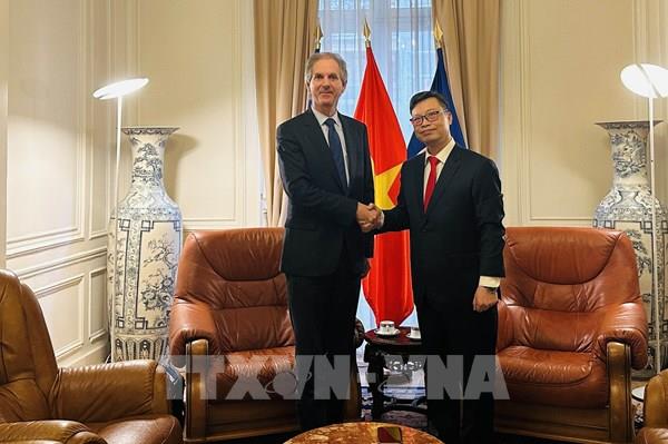Tạo hướng đột phá mới cho hợp tác kinh tế Việt–Pháp