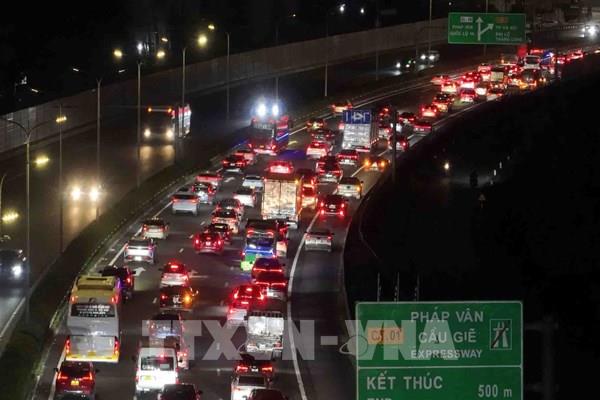 Dự kiến đóng một số cao tốc, ưu tiên xe vào Hà Nội, Thành phố Hồ Chí Minh
