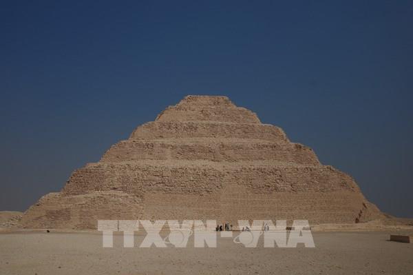 Saqqara - kim tự tháp bậc thang lâu đời nhất Ai Cập