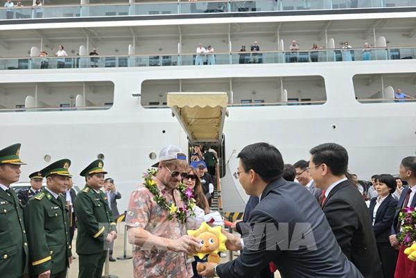 Khởi đầu thuận lợi, Quảng Ninh tự tin hiện thực hóa mục tiêu đón 22 triệu lượt khách