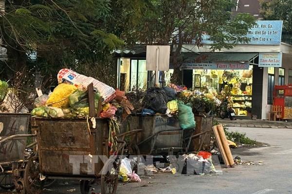 Đối thoại tìm giải pháp xử lý tình trạng ùn ứ tại bãi rác lớn nhất Thanh Hóa