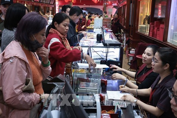 Ngày Vía Thần Tài: Mở cửa giao dịch giá vàng miếng giảm 300 nghìn đồng/lượng