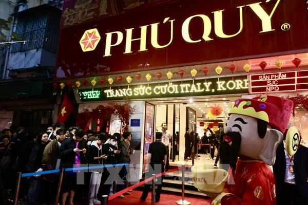 Ngày Vía Thần Tài: Người dân ưu tiên sản phẩm nhỏ, kỳ vọng may mắn