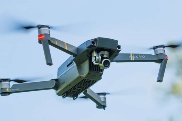 Phát hiện người nước ngoài điều khiển flycam trái phép