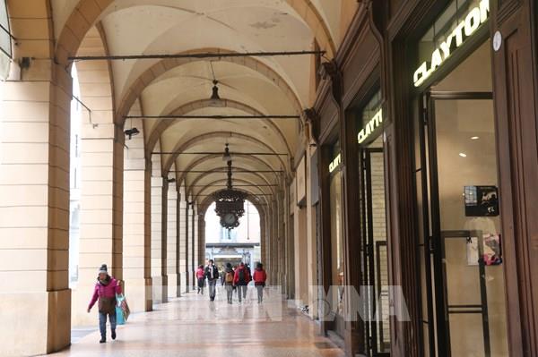 Hành lang mái vòm – biểu tượng linh hồn của thành phố Bologna