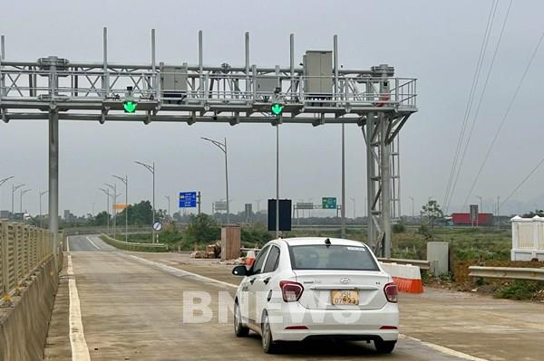 Khẩn trương hoàn thiện Nghị định xử lý vướng mắc dự án BOT giao thông trước ngày 10/3/2026