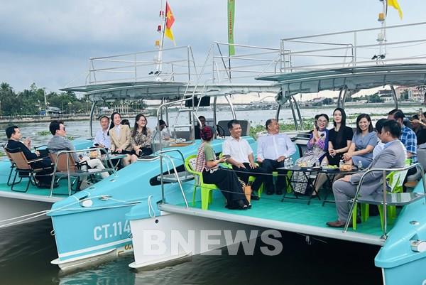 Cần Thơ mở không gian kinh tế từ du lịch đường sông