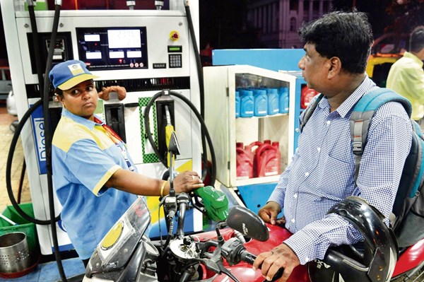 Xung đột Trung Đông và tác động kinh tế: Ấn Độ triển khai các biện pháp đảm bảo an ninh năng lượng