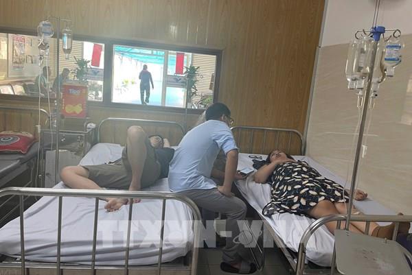 Thêm nhiều người nhập viện sau khi ăn bánh mì “không tên” ở Vũng Tàu