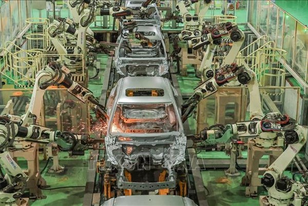 Công nghiệp ô tô khẳng định vai trò động lực cho kinh tế miền Trung