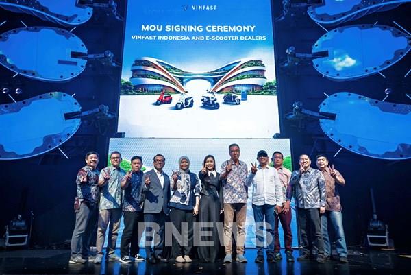VinFast hợp tác chiến lược với 6 đại lý xe máy điện tại Indonesia