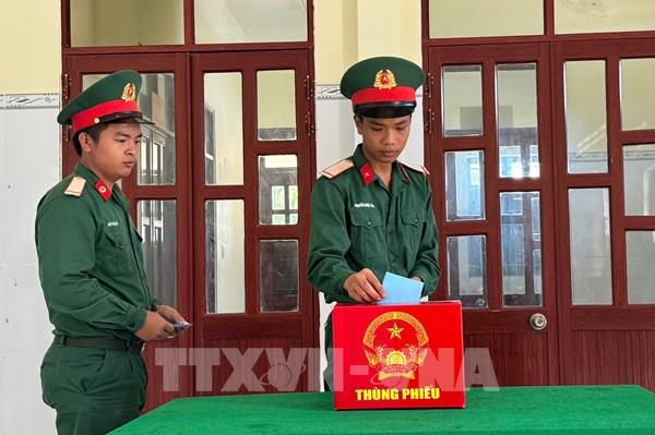 Ngày bầu cử đặc biệt ở đảo xa Thổ Châu