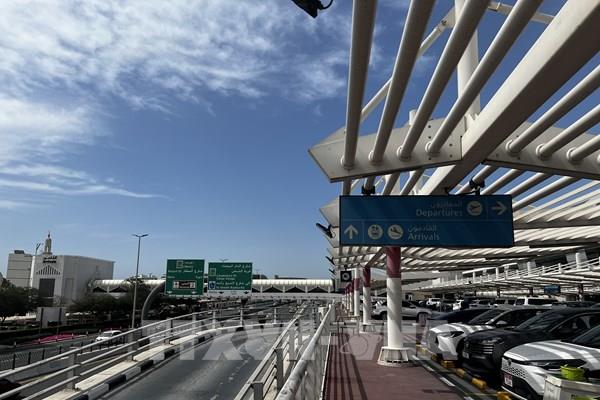 UAE: Nhiều hãng hàng không lớn nối lại dịch vụ, ưu tiên giải tỏa hành khách bị kẹt