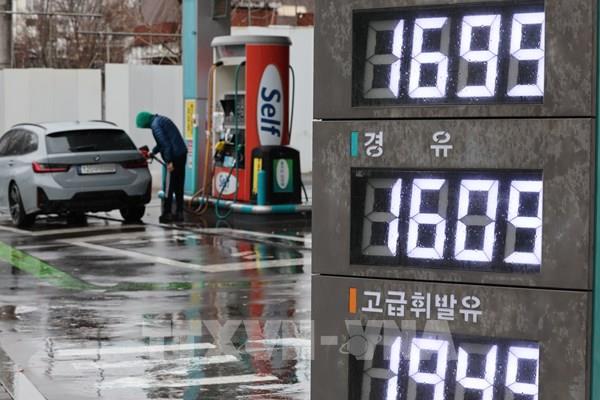 Giá xăng tại Hàn Quốc vượt mốc cao nhất trong gần 4 năm ​