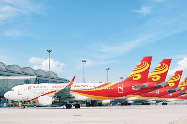 Hong Kong Airlines tăng mạnh phụ phí nhiên liệu