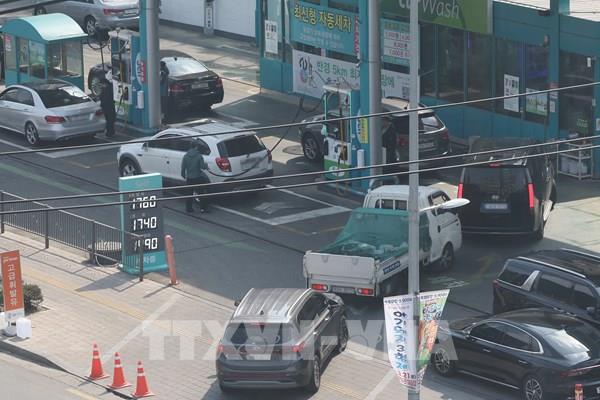 Hàn Quốc hạ giá nhiên liệu trên cao tốc để giảm áp lực logistics