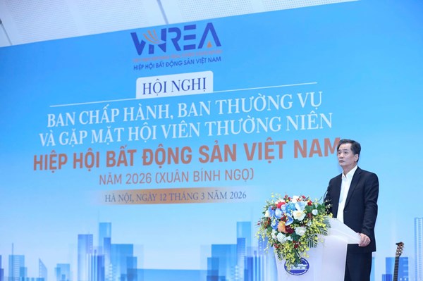 Giá nhà cách xa thu nhập, thị trường bất động sản có nguy cơ phân hóa