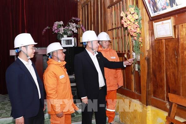 Điện lực Lai Châu huy động máy phát điện phục vụ điểm bầu cử vùng sâu, vùng xa