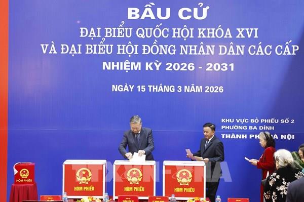 Tổng Bí thư Tô Lâm bỏ phiếu tại phường Ba Đình, thành phố Hà Nội