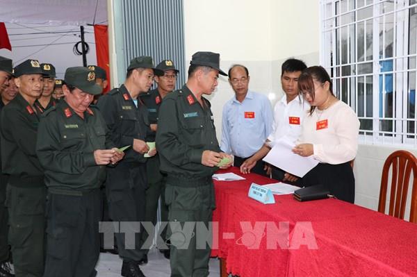 Đến 9 giờ ngày 15/3, nhiều địa phương có tỷ lệ cử tri đi bầu cao