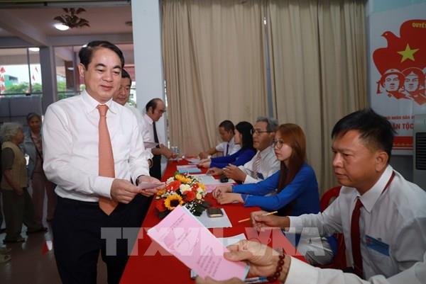 Cử tri Khánh Hòa đi bầu cử từ rất sớm, một số nơi đã hoàn thành