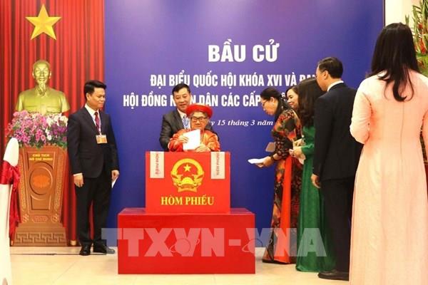 Đến 14 giờ 15 phút ngày 15/3: Hơn 61 triệu cử tri đi bầu cử