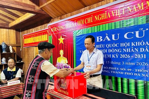 16 giờ chiều 15/3: Hơn 93% cử tri đã đi bầu cử