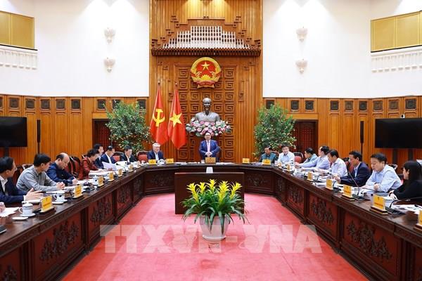 Thủ tướng: Điều hành giá xăng dầu theo hướng hài hòa lợi ích giữa Nhà nước, người dân và doanh nghiệp