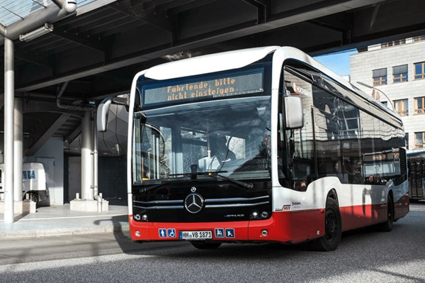 Đức mở rộng hệ thống xe buýt điện trong giao thông công cộng