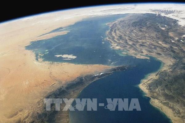 Mỹ: Tàu dầu Iran có thể lưu thông qua eo biển Hormuz để duy trì nguồn cung toàn cầu