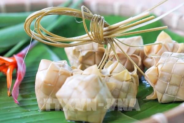 Bánh Kà Tum - Chút tình Khmer giữa lòng An Giang