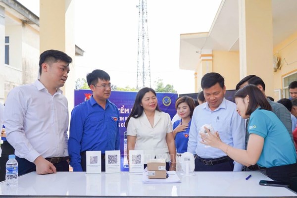 Phát huy vai trò xung kích của thanh niên trong xây dựng xã hội số